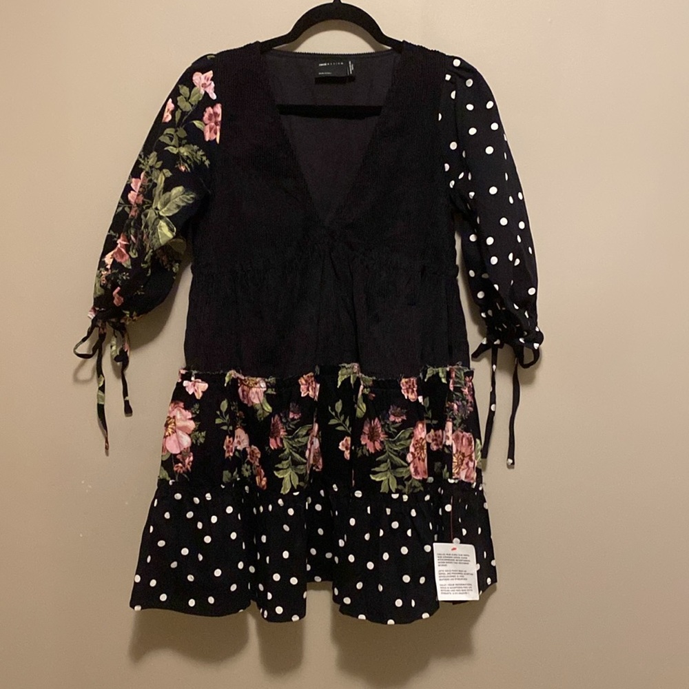 ASOS Design cotton & corduroy dress. NWT. Size 6. V neck. Babydoll design.